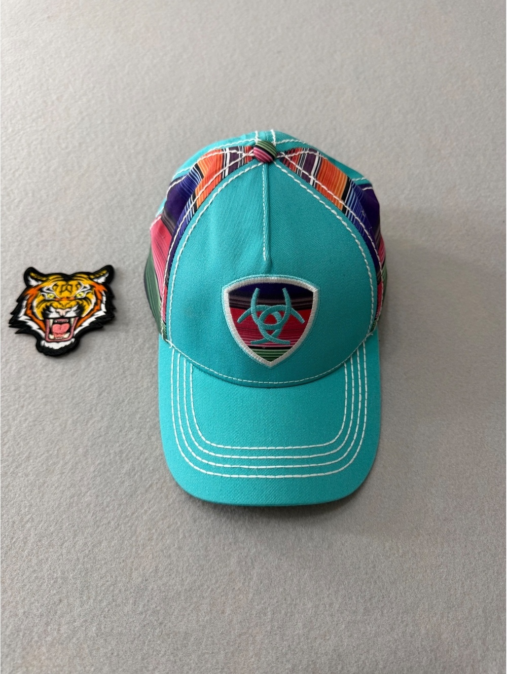 273/962 Ariat Serape Turquoise Cap Snapback Western 1507933 One Size